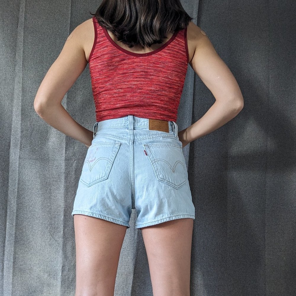 Levi's High Loose Jean Short